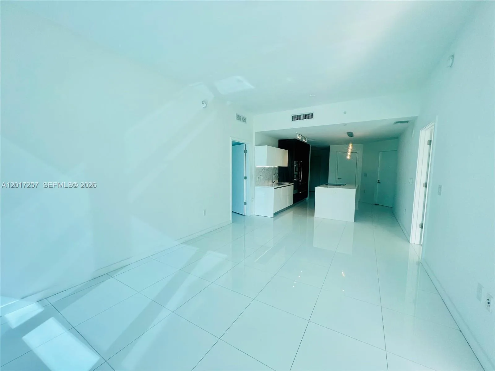 851 NE 1st Av # 2808, Miami, FL 33132 photo 11