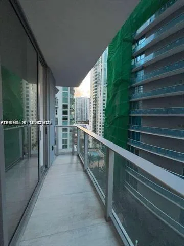77 SE 5th St # 2004, Miami, FL 33131 photo 2