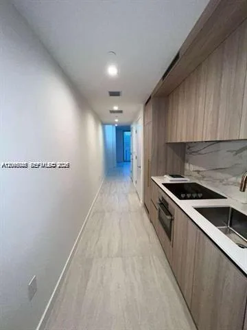 77 SE 5th St # 2004, Miami, FL 33131 photo 5