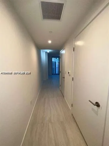 77 SE 5th St # 2004, Miami, FL 33131 photo 7