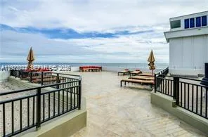 5555 Collins Ave # 15W, Miami Beach, FL 33140 photo 5
