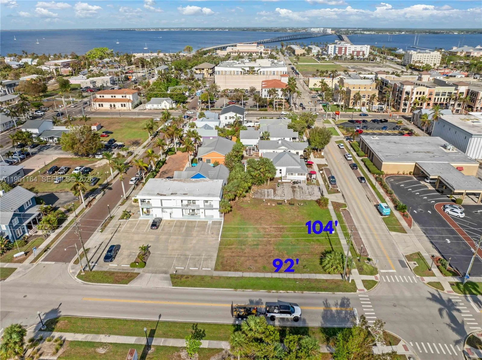 345 Taylor St, Punta Gorda, FL 33950