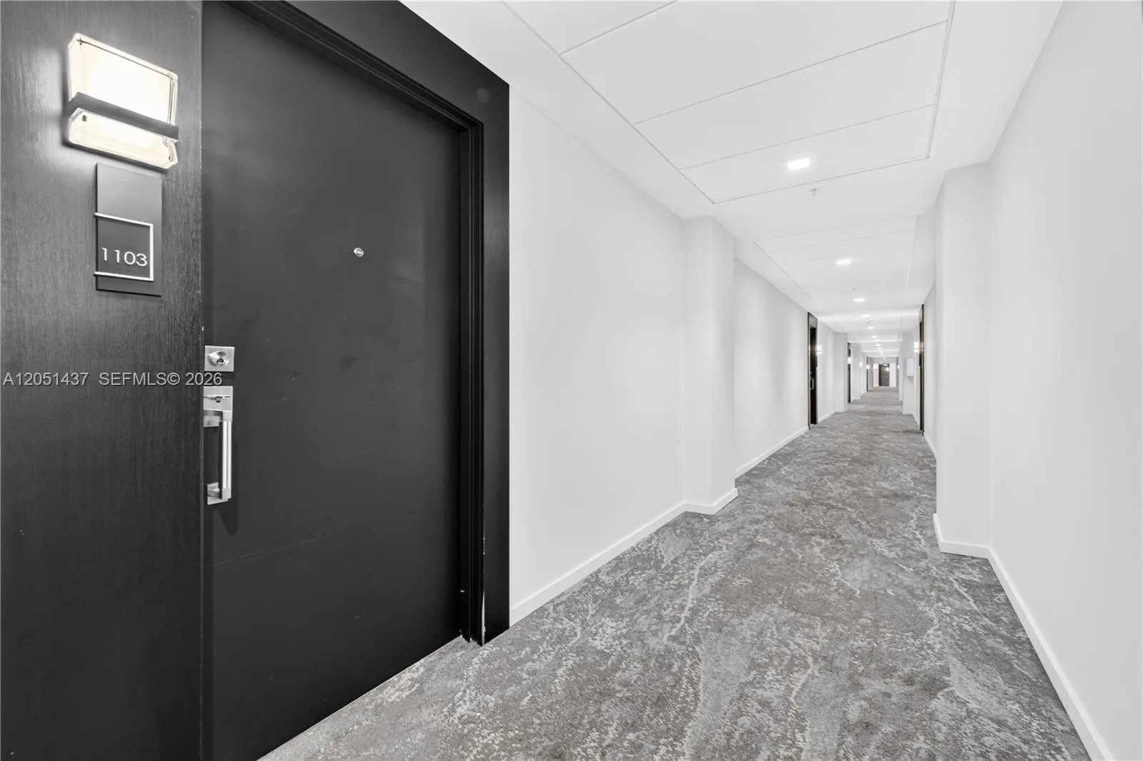 19380 Collins Ave # 1103, Sunny Isles Beach, FL 33160 photo 2