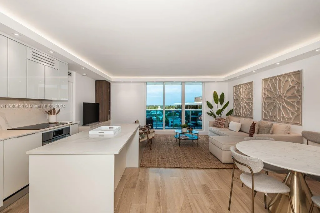 2301 Collins Ave # 837, Miami Beach, FL 33139 photo 2