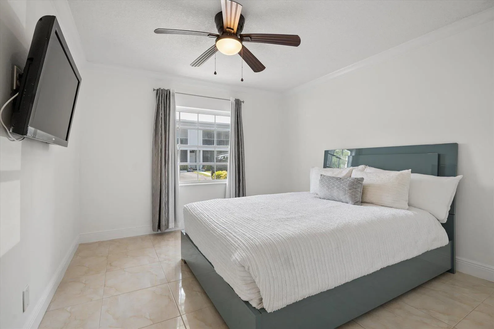 6287 BAY CLUB Drive # 2, Fort Lauderdale, FL 33308 photo 7