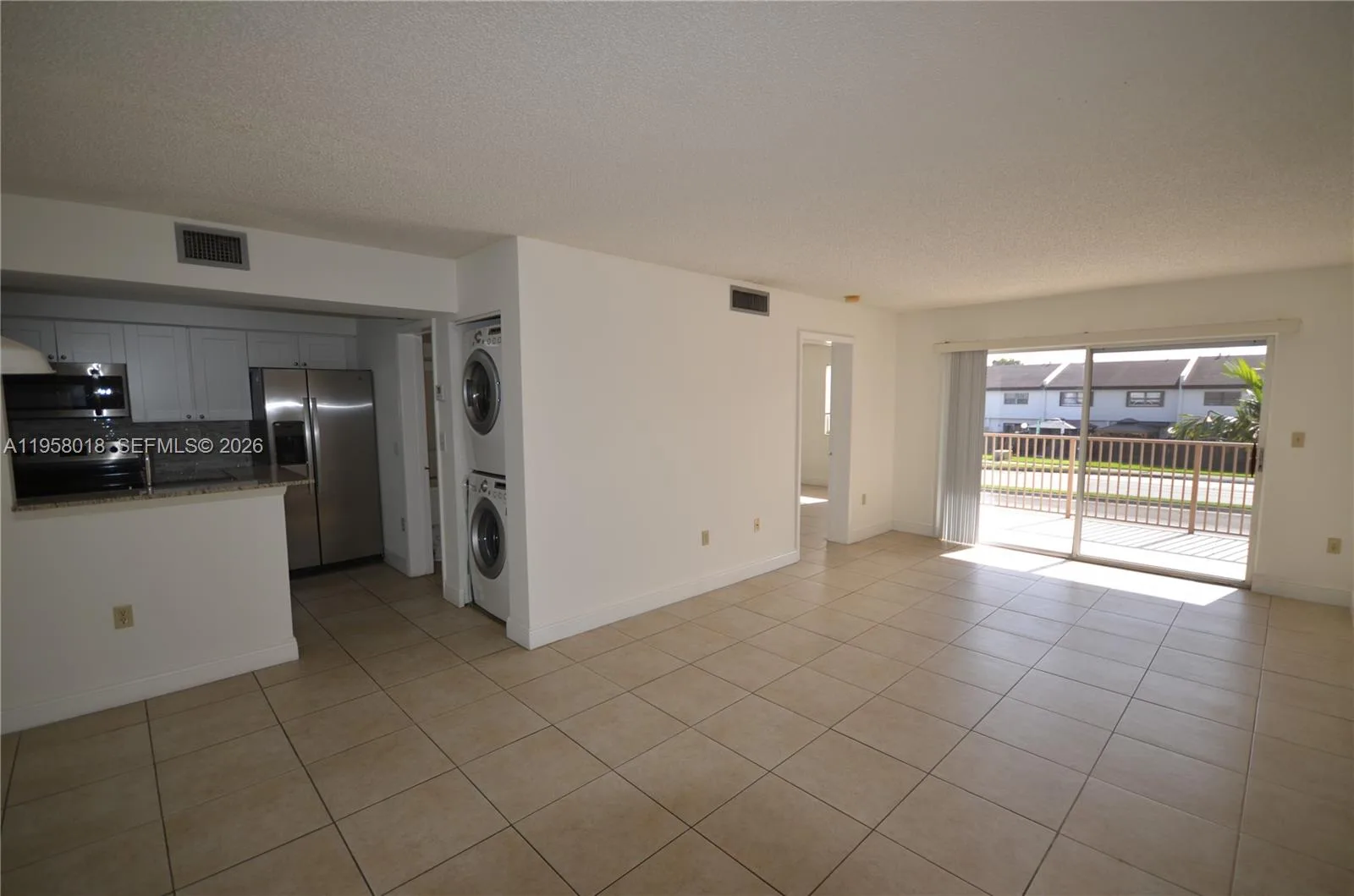 15201 SW 80th St # 207, Miami, FL 33193