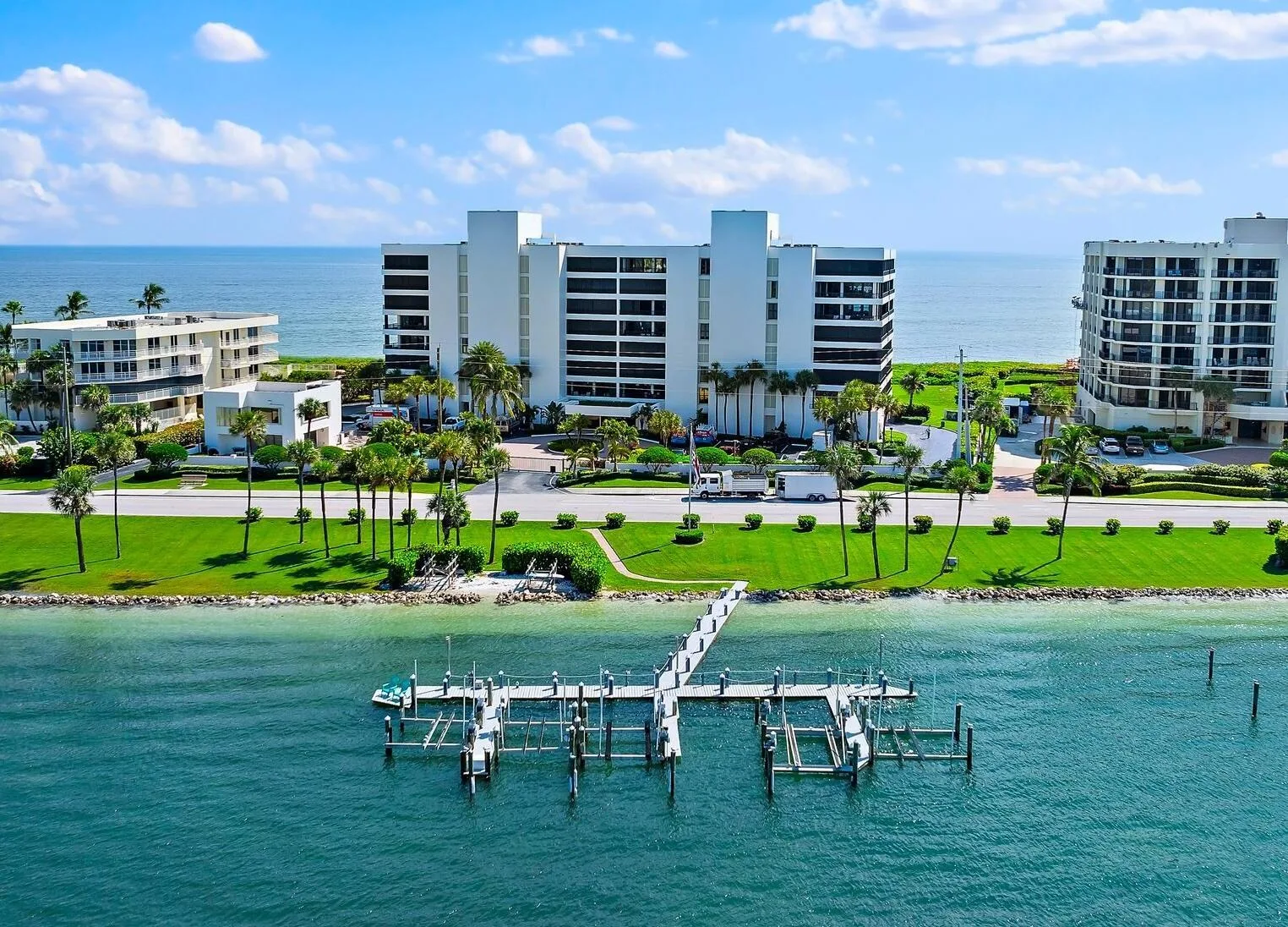 19900 Beach Road # 201, Jupiter, FL 33469