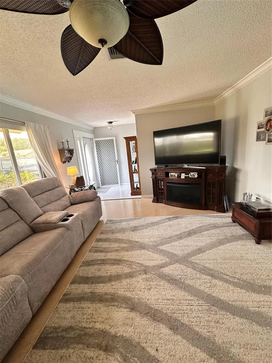 1098 NW 15TH Avenue, Boca Raton, FL 33486 photo 9