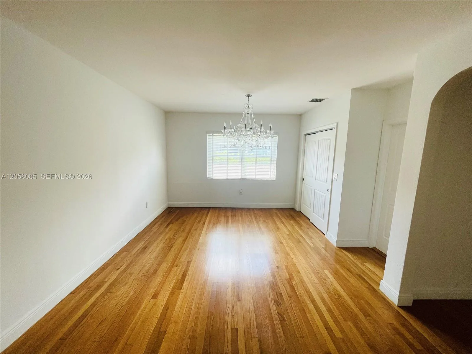 1116 Biarritz Dr, Miami Beach, FL 33141 photo 5