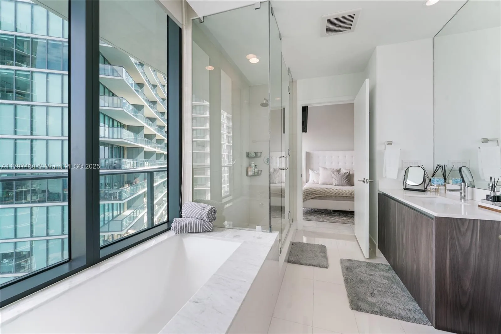 480 NE 31st St # 3407, Miami, FL 33137 photo 12