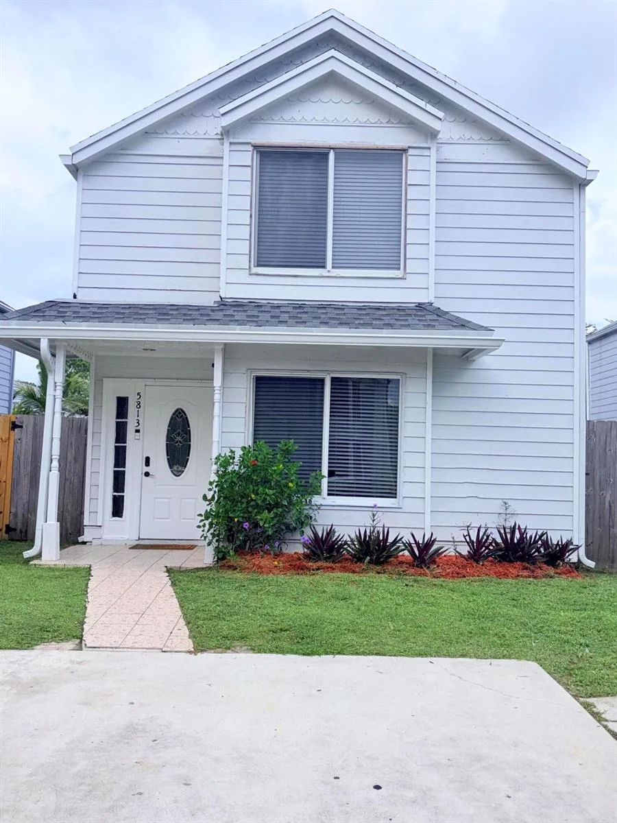 5813 Wild Lupine Court, West Palm Beach, FL 33415