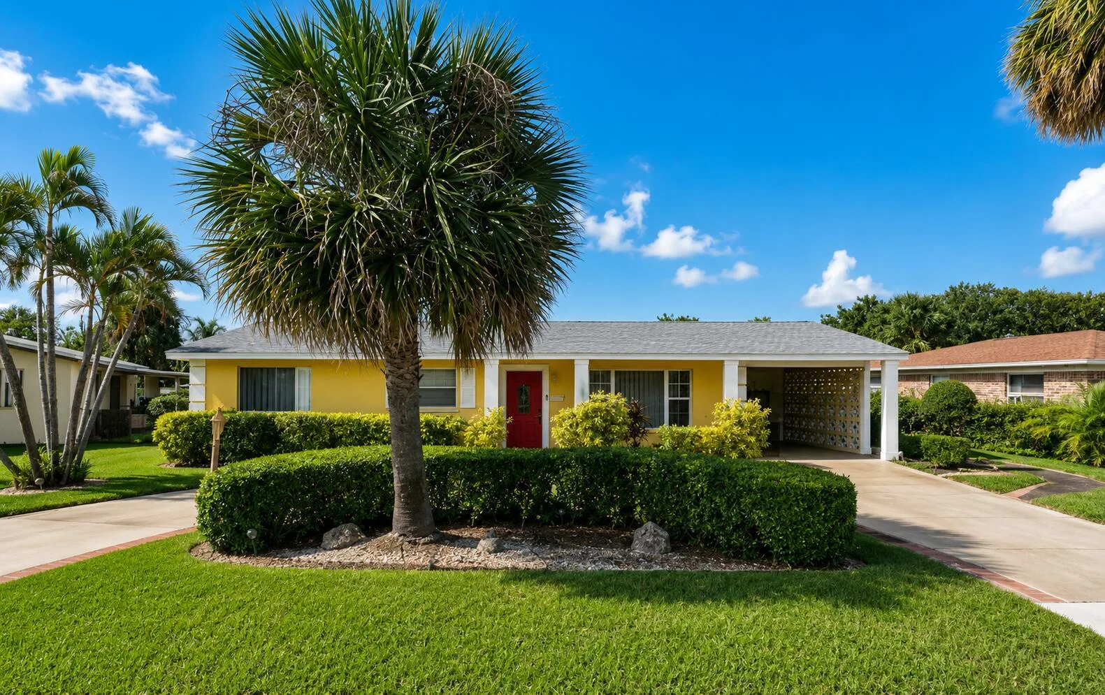 3071 Avenue H E, Riviera Beach, FL 33404