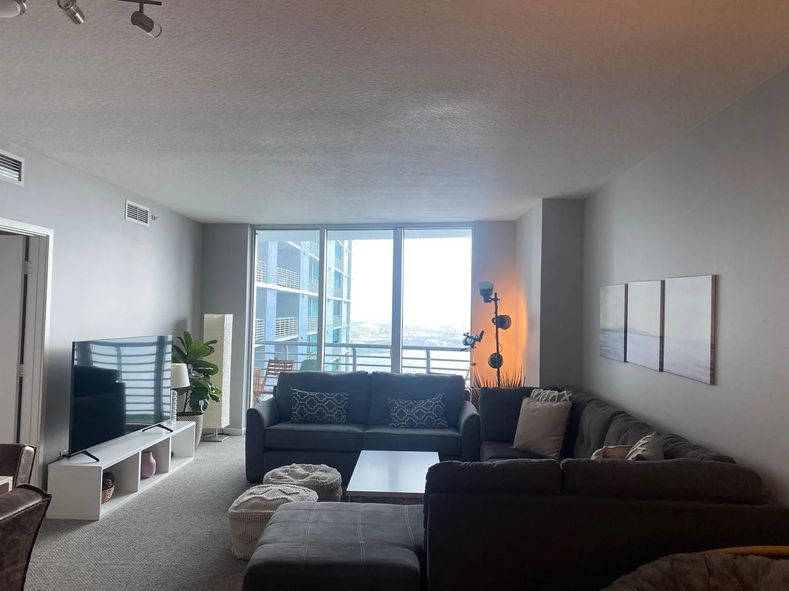 325 S Biscayne Boulevard # 2926, Miami, FL 33131 photo 2