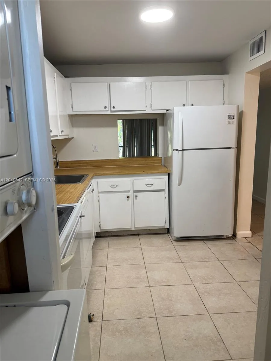 7900 S Colony Cir S # 207, Tamarac, FL 33321