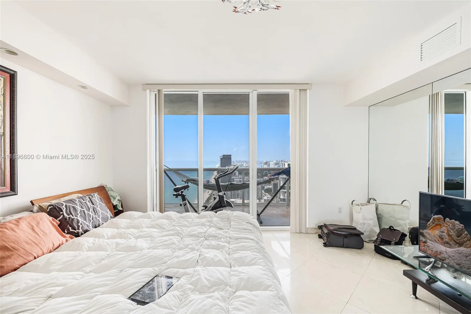 1830 S Ocean Dr # 4604, Hallandale Beach, FL 33009 photo 8