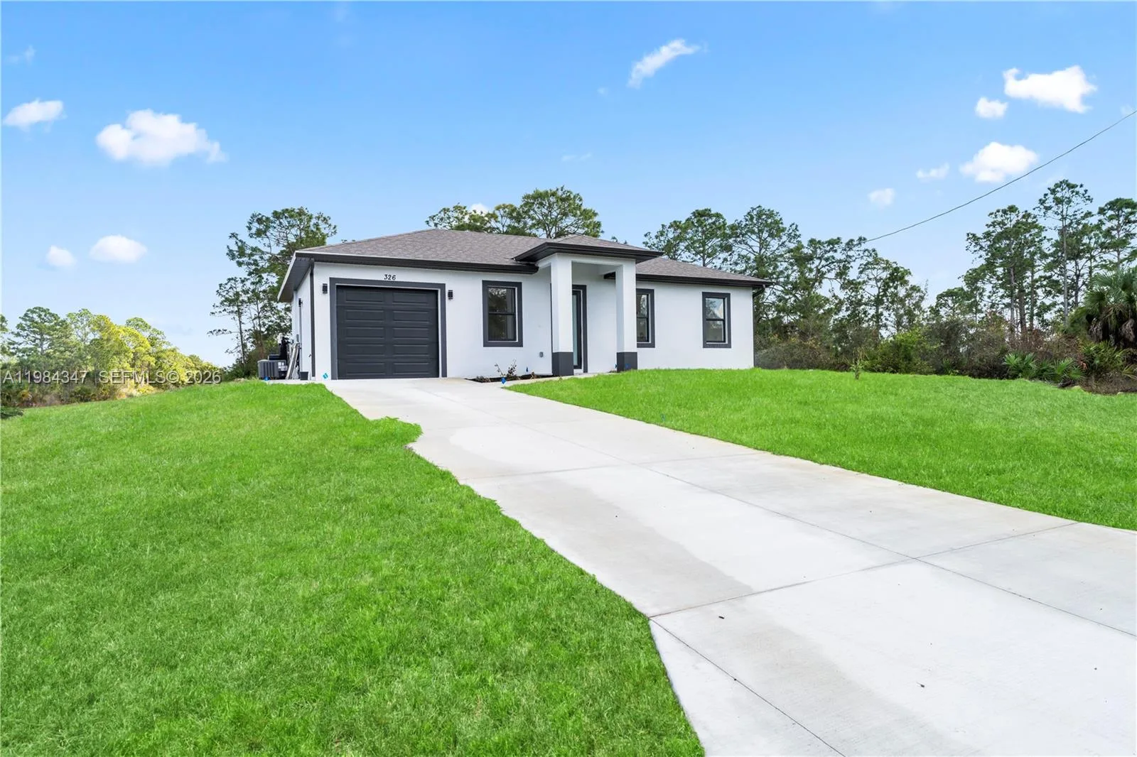 326 Louis ave, Lehigh Acres, FL 33936