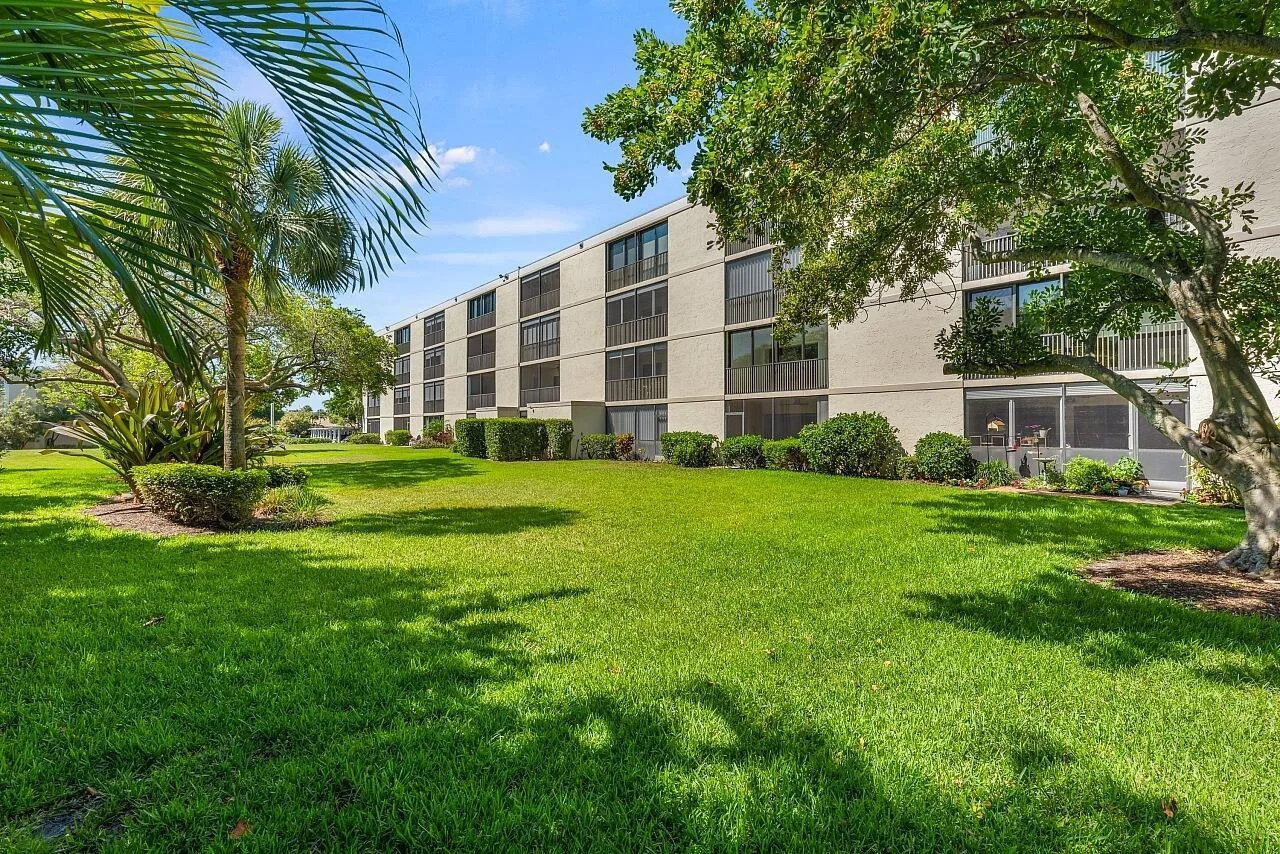 300 N Highway A1a # 203c, Jupiter, FL 33477
