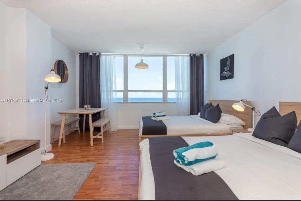 5445 Collins Ave # 1735, Miami Beach, FL 33140 photo 3