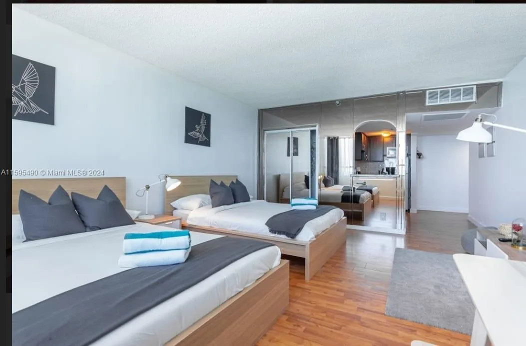 5445 Collins Ave # 1735, Miami Beach, FL 33140 photo 5