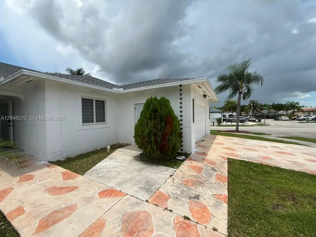 14305 SW 182nd Ter # 0, Miami, FL 33177 photo 3