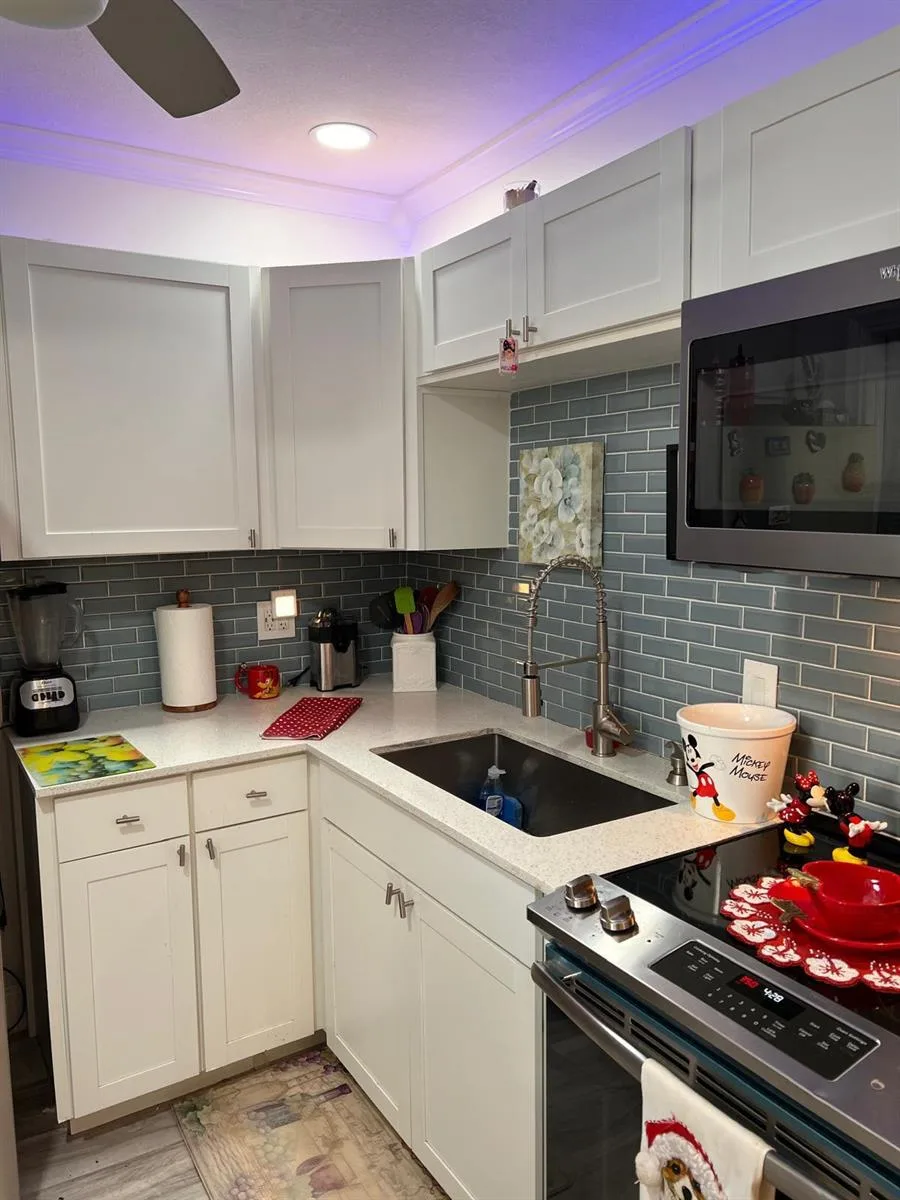 2131 NE 1ST Court # 203, Boynton Beach, FL 33435