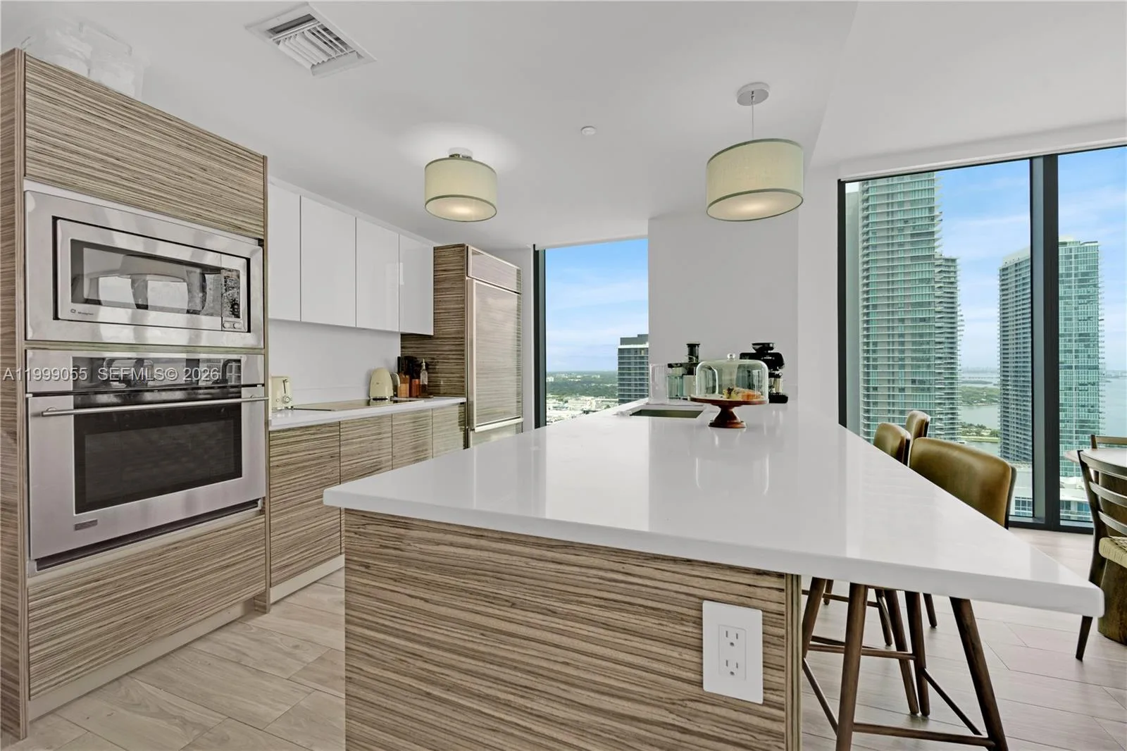 460 NE 28th St # 3201, Miami, FL 33137
