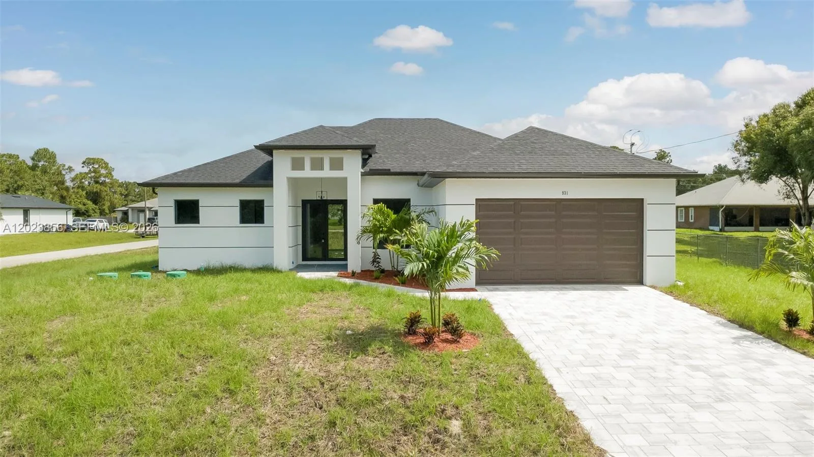 931 BARCELONA ST E, Lehigh Acres, FL 33974
