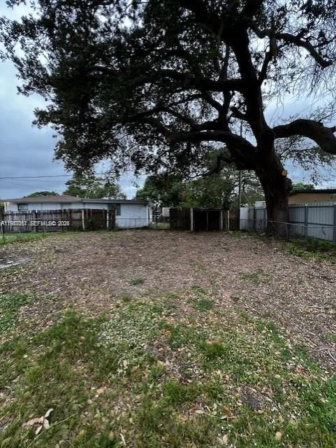 3811 SW 31st Ct, West Park, FL 33023 photo 3