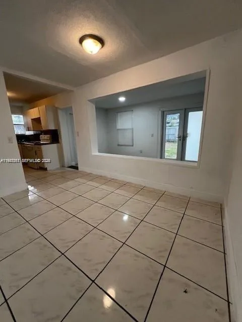 3811 SW 31st Ct, West Park, FL 33023 photo 7