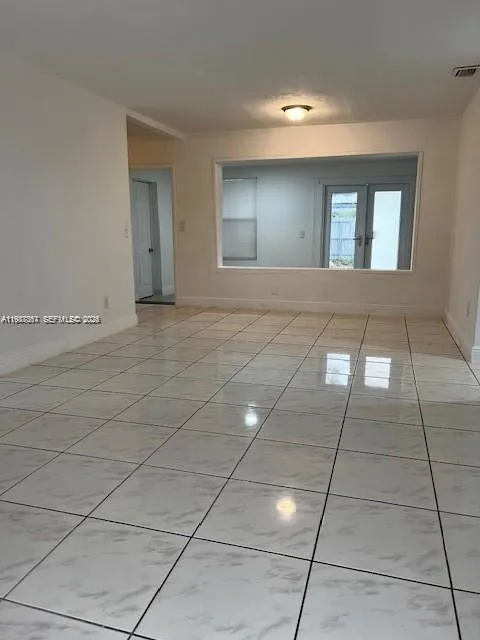 3811 SW 31st Ct, West Park, FL 33023 photo 9