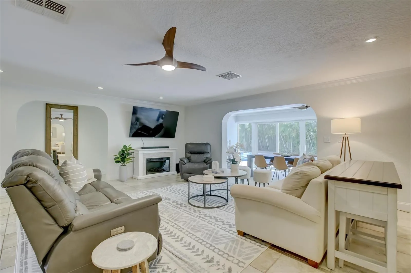 2600 N Riverside Drive, Pompano Beach, FL 33062 photo 6