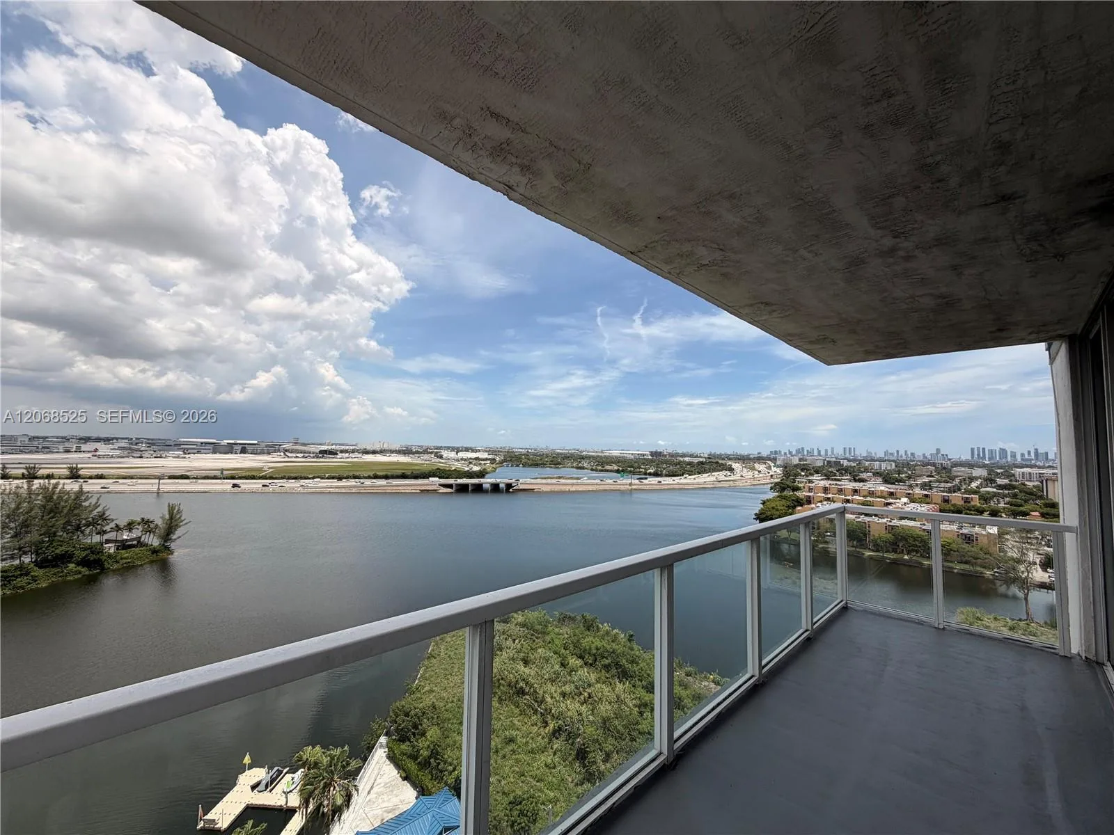 5077 NW 7th St # 1501, Miami, FL 33126