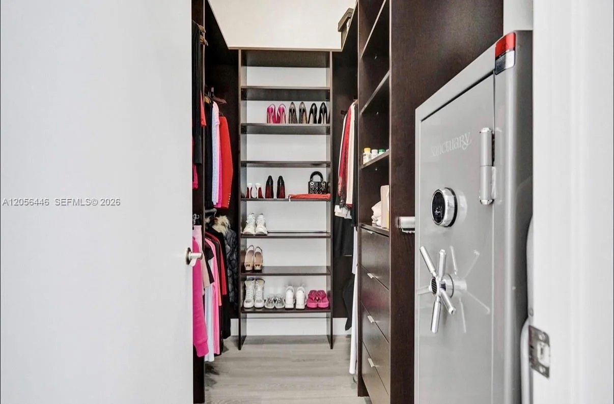 15901 Collins Ave # 4301, Sunny Isles Beach, FL 33160 photo 12