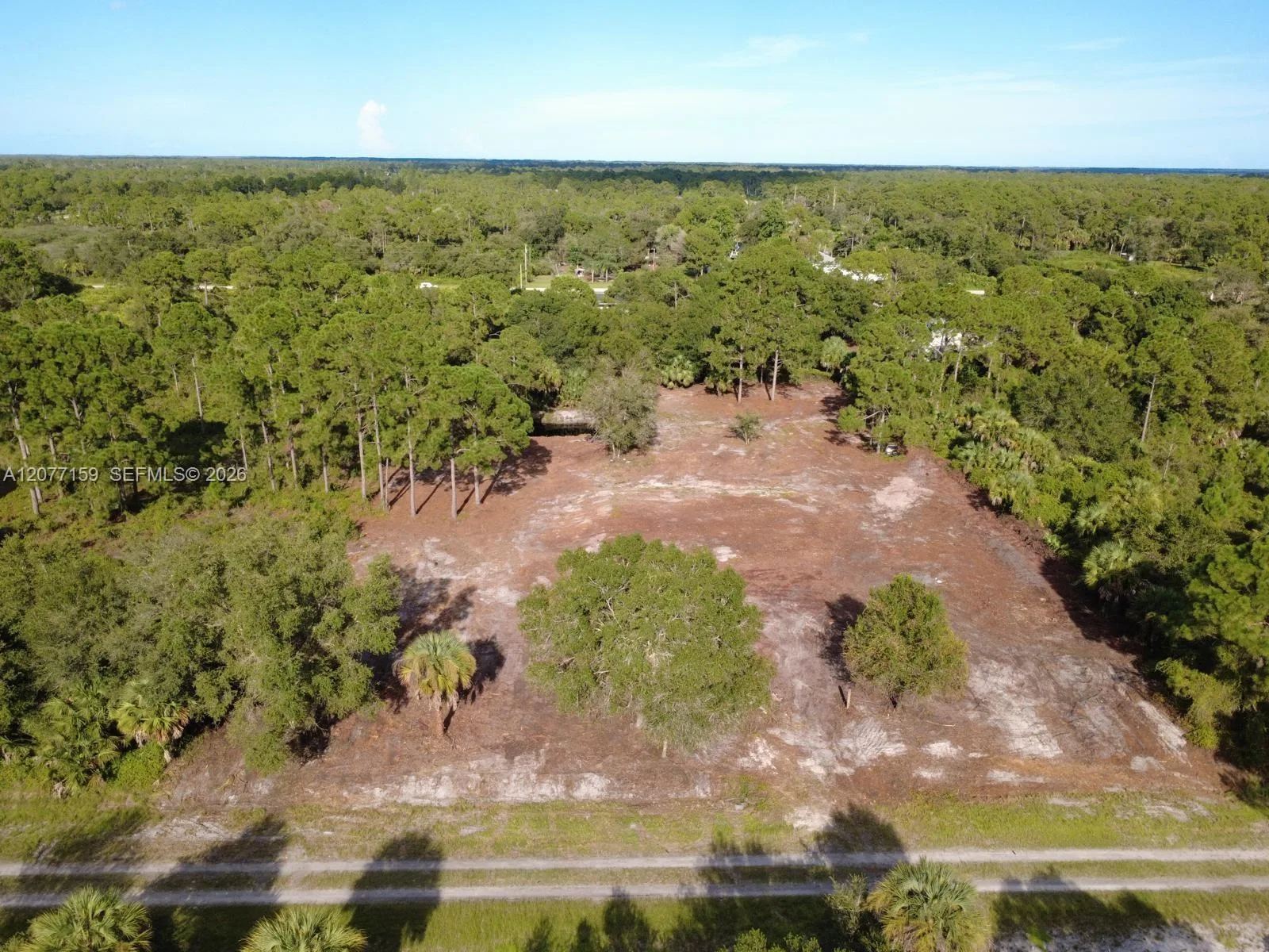 565 S PALOMINO ST, Clewiston, FL 33440 photo 3