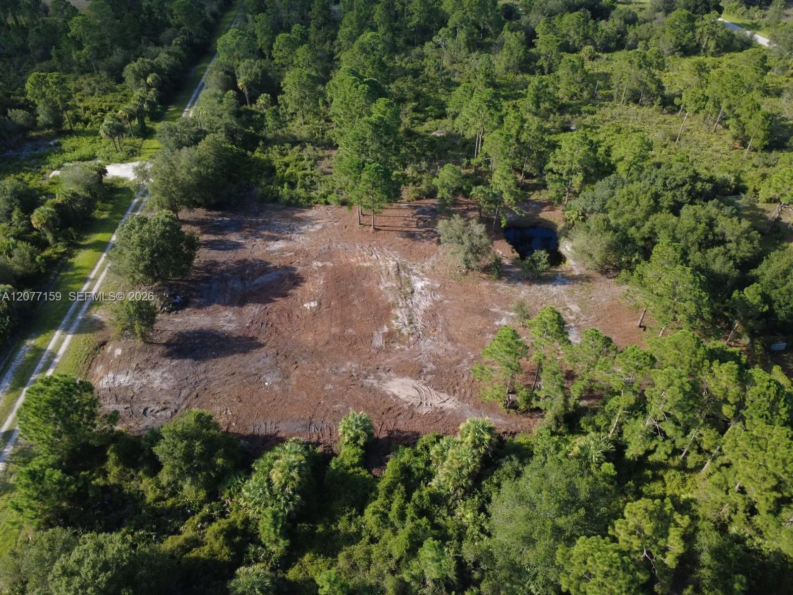 565 S PALOMINO ST, Clewiston, FL 33440 photo 4