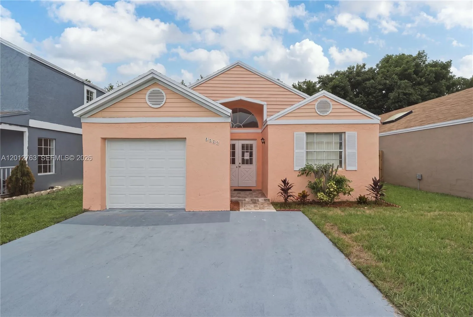 9992 Periwinkle St, Miramar, FL 33025 photo 2