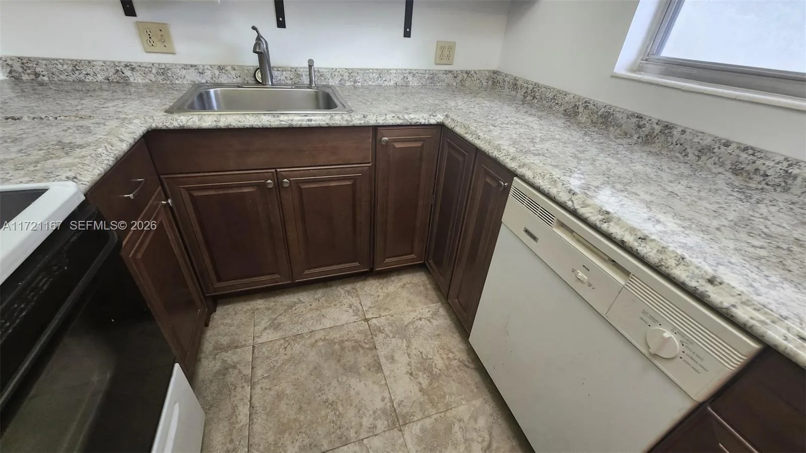564 Durham T # 564, Deerfield Beach, FL 33442 photo 9