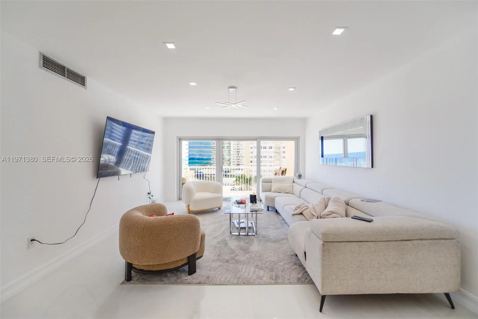 1950 S Ocean Dr # 8J, Hallandale Beach, FL 33009 photo 5