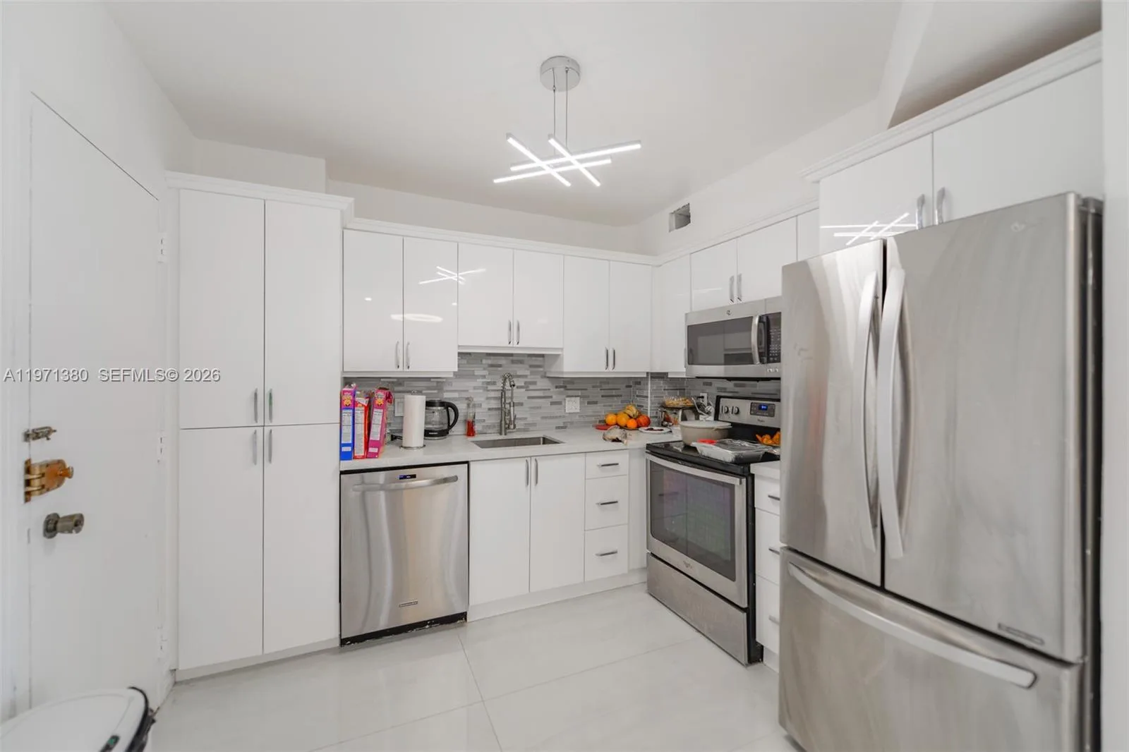 1950 S Ocean Dr # 8J, Hallandale Beach, FL 33009 photo 9