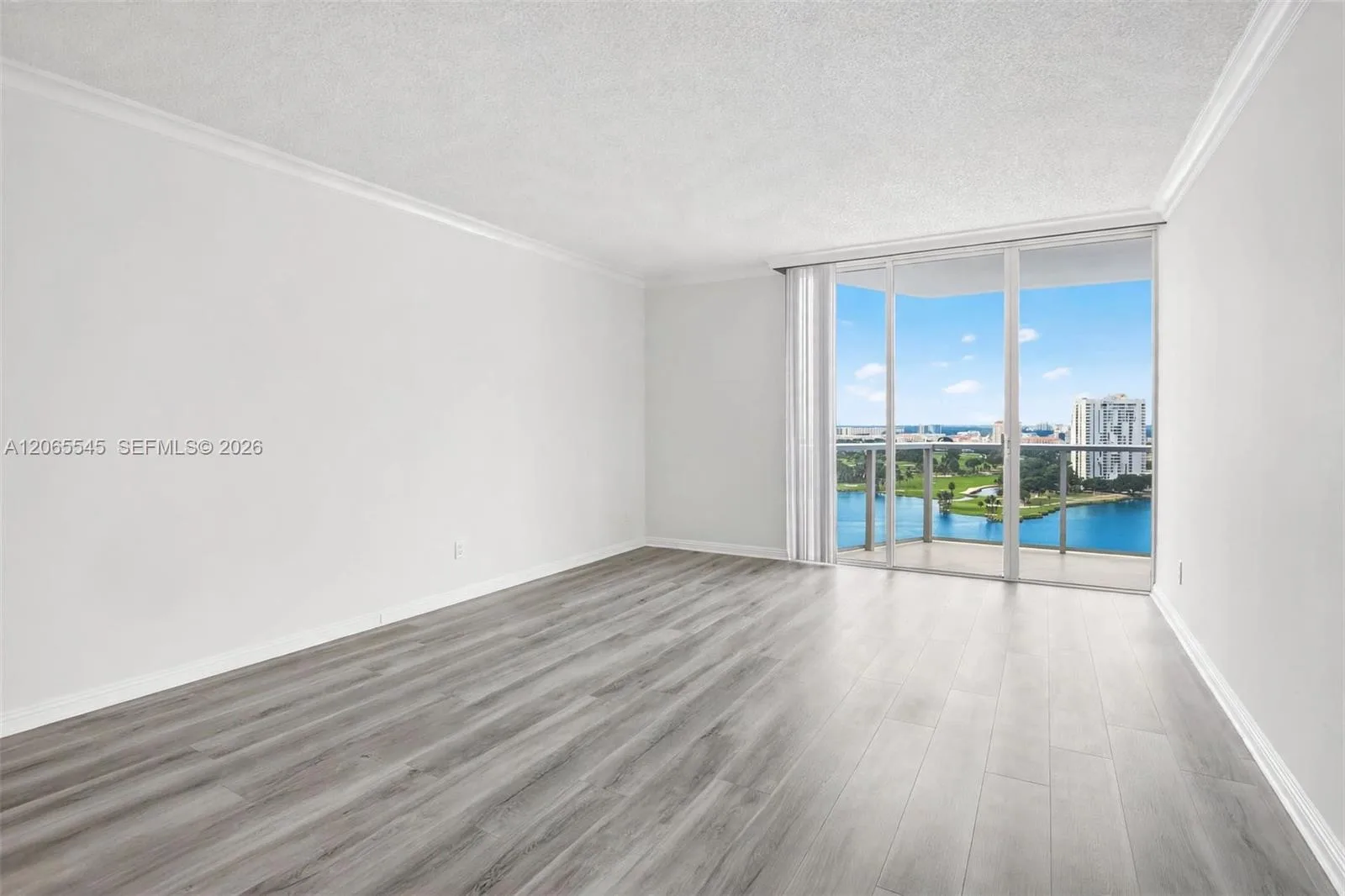 20281 E Country Club Dr # 1801, Aventura, FL 33180 photo 7