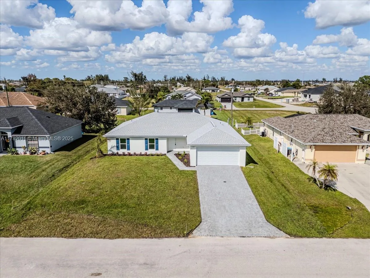 105 NW 13th ST, Cape Coral, FL 33993 photo 2