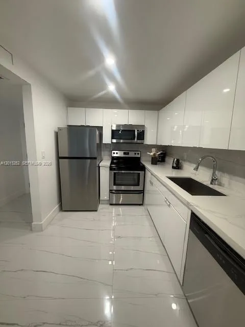 2301 Collins Ave # 628, Miami Beach, FL 33139 photo 12