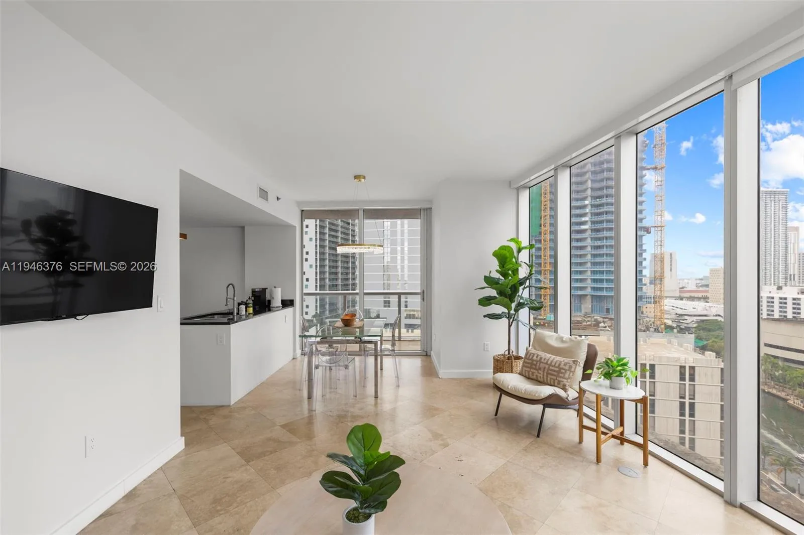 485 Brickell Ave # 1804, Miami, FL 33131 photo 4