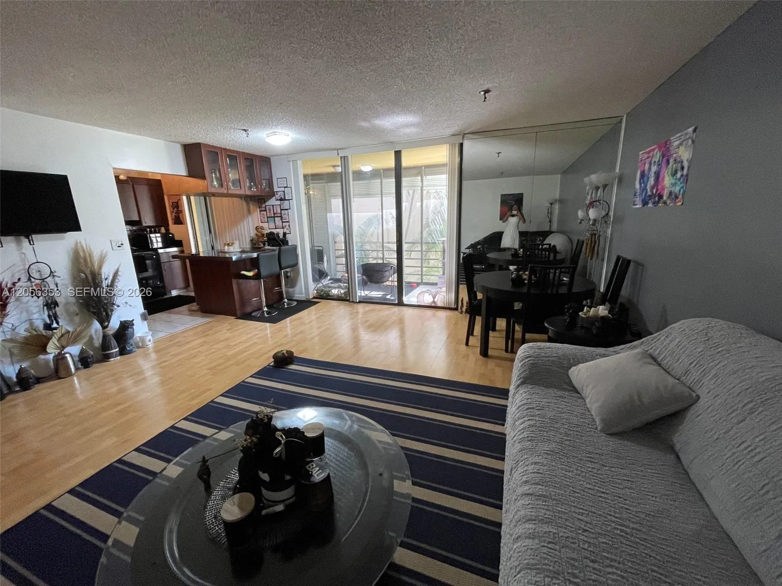 671 NE 195th St # 207-E, Miami, FL 33179 photo 2