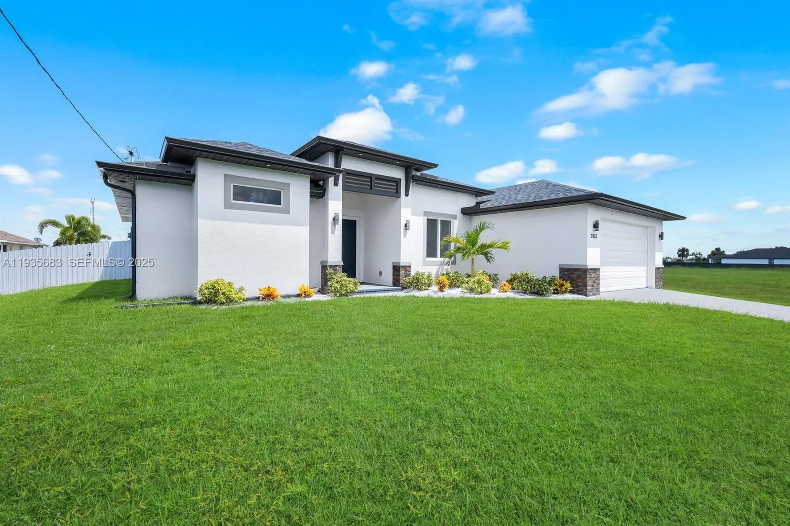 3923 NW 38TH ST, Cape Coral, FL 33993 photo 4