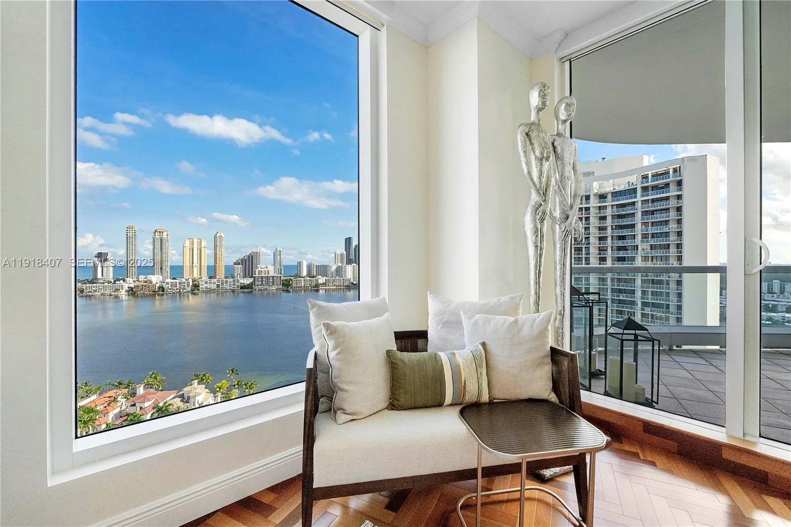 6000 Island Blvd # 2406, Aventura, FL 33160 photo 11
