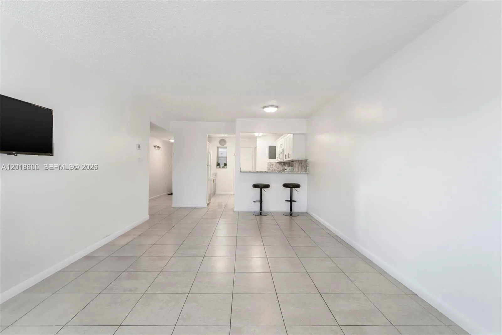 1900 W 54th St # 220, Hialeah, FL 33012 photo 5