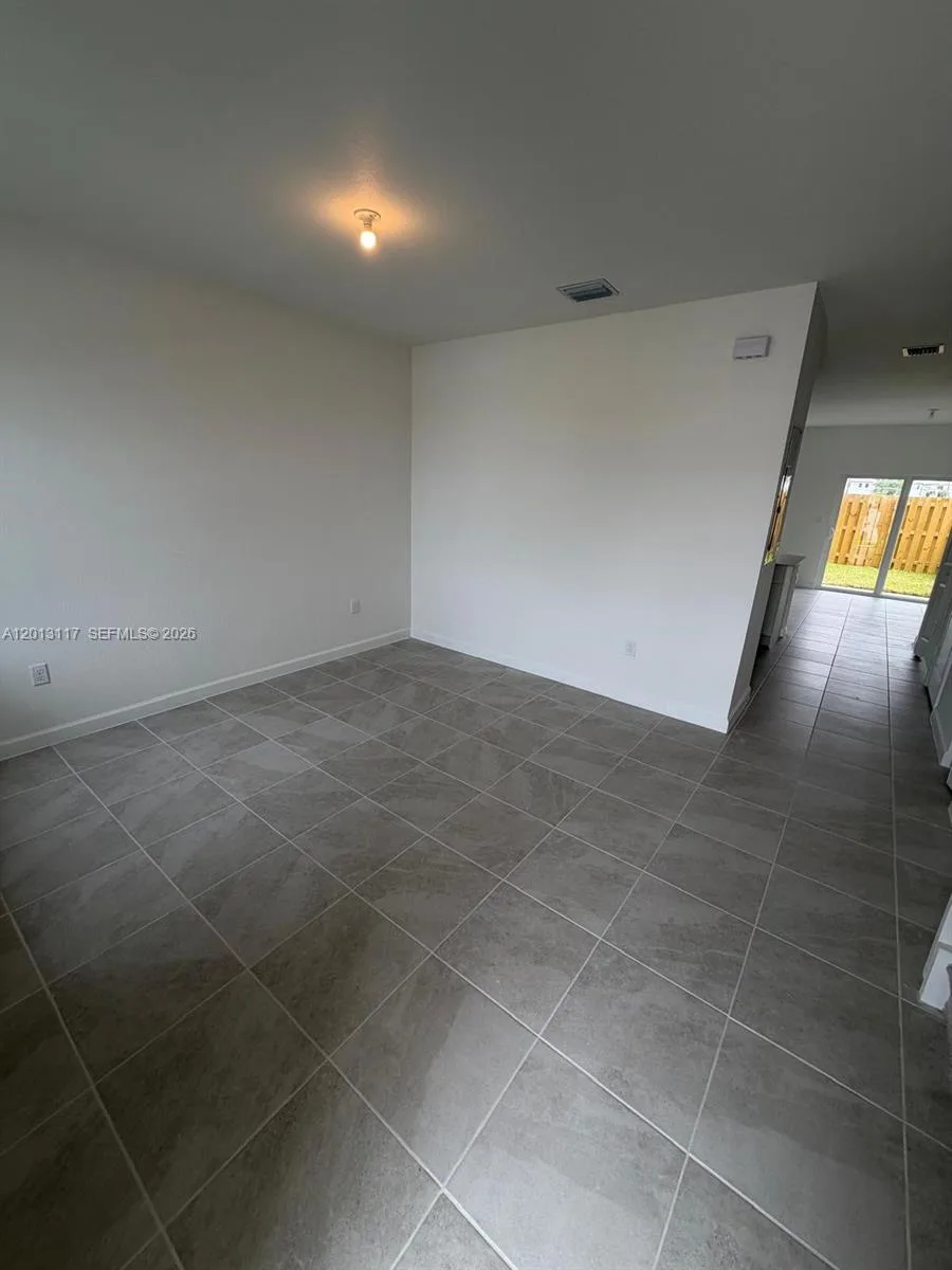 2643 SE 27 ST # 2643, Homestead, FL 33035 photo 2