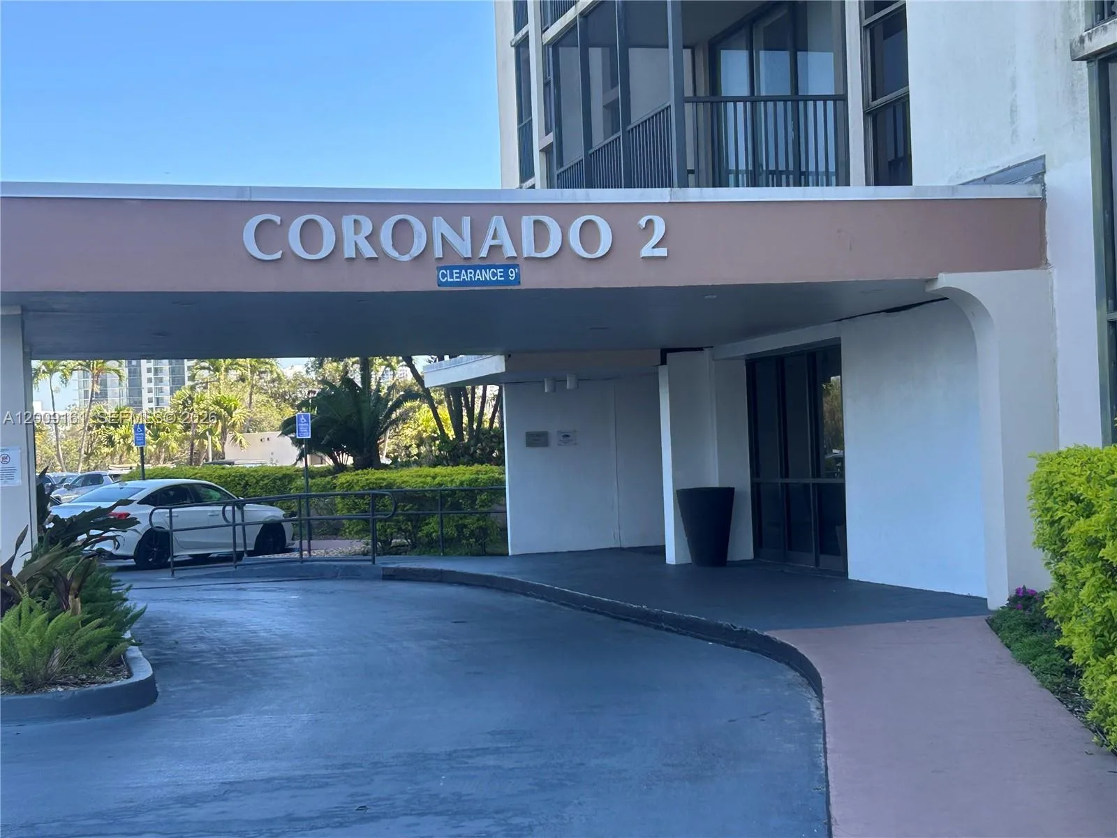 20301 W Country Club Dr # 1224, Aventura, FL 33180 photo 5