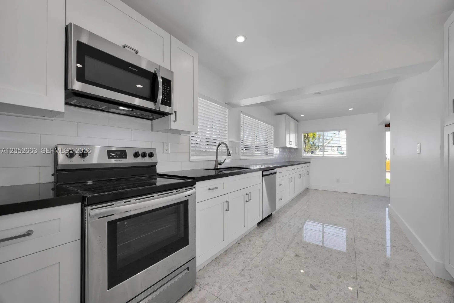 3551 NW 20th St, Miami, FL 33142 photo 11